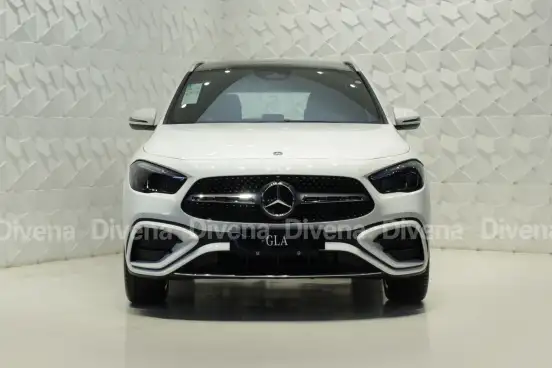MERCEDES-BENZ-GLA 200-2025