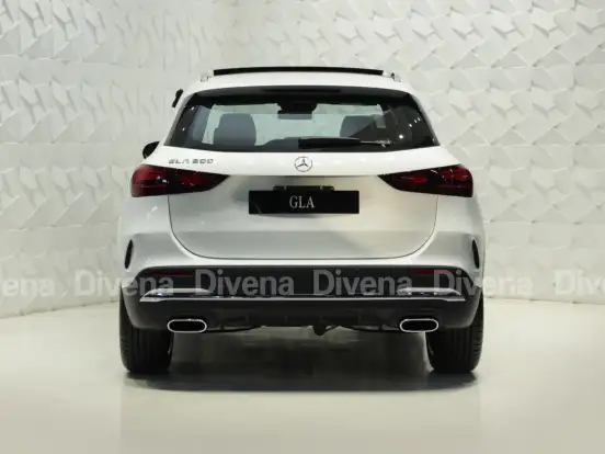 MERCEDES-BENZ-GLA 200-1.3 MHEV AMG LINE 7G-DCT MERCEDES-BENZ-GLA 200-2025