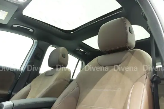 MERCEDES-BENZ-GLA 200-2025