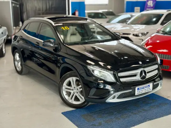 MERCEDES-BENZ GLA 200 1.6 CGI ENDURO 16V TURBO FLEX 4P AUTOMÁTICO