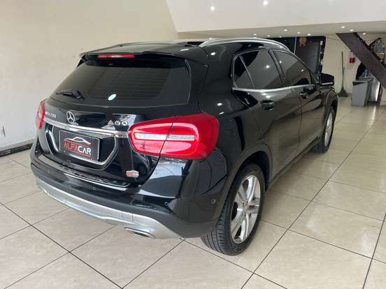 MERCEDES-BENZ-GLA 200-1.6 CGI ADVANCE 16V TURBO FLEX 4P AUTOMÁTICO MERCEDES-BENZ-GLA 200-2016