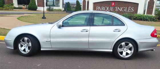 MERCEDES-BENZ E 500 5.0 AVANTGARDE V8 GASOLINA 4P AUTOMÁTICO