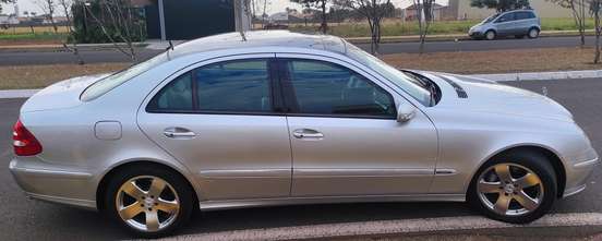 MERCEDES-BENZ-E 500-2002
