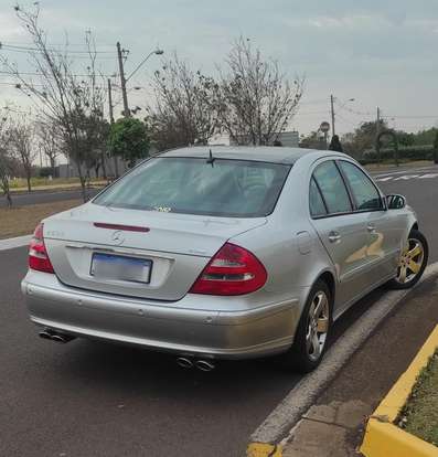 MERCEDES-BENZ-E 500-5.0 AVANTGARDE V8 GASOLINA 4P AUTOMÁTICO MERCEDES-BENZ-E 500-2002