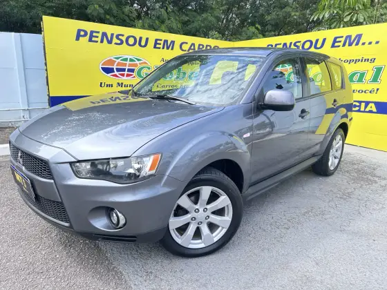 MITSUBISHI OUTLANDER 2.4 4X4 16V GASOLINA 4P AUTOMÁTICO
