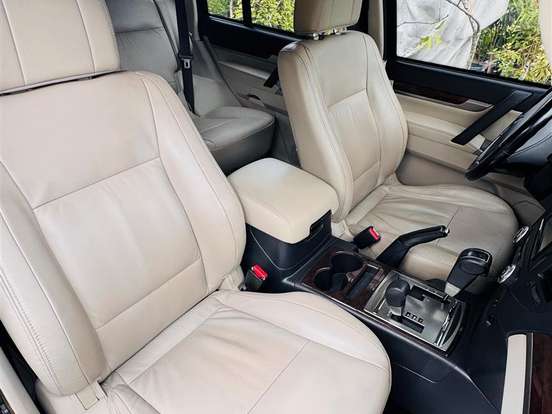 MITSUBISHI-PAJERO FULL-3.8 HPE 4X4 V6 24V GASOLINA 4P AUTOMÁTICO MITSUBISHI-PAJERO FULL-2013