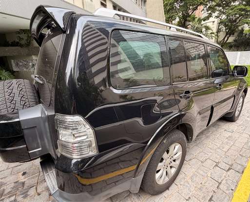 MITSUBISHI-PAJERO FULL-3.8 HPE 4X4 V6 24V GASOLINA 4P AUTOMÁTICO MITSUBISHI-PAJERO FULL-2009