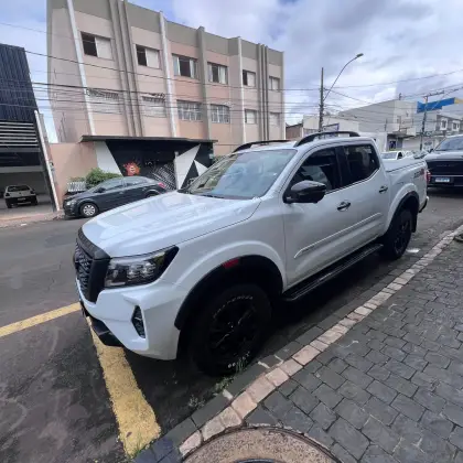 NISSAN FRONTIER 2.3 16V TURBO DIESEL PRO4X CD 4X4 AUTOMÁTICO NISSAN FRONTIER 2.3 16V TURBO DIESEL PRO4X CD 4X4 AUTOMÁTICO