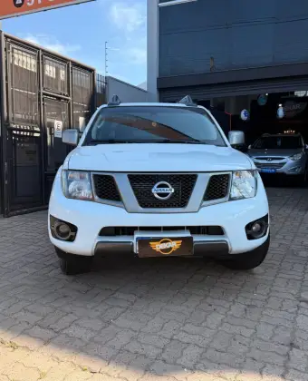 NISSAN FRONTIER 2.5 SV ATTACK 4X4 CD TURBO ELETRONIC DIESEL 4P AUTOMÁTICO