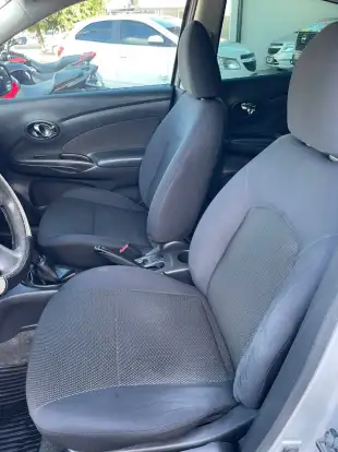 NISSAN-VERSA-2012