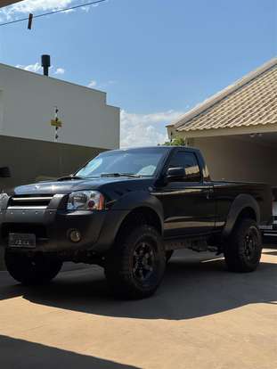 NISSAN-FRONTIER-2005