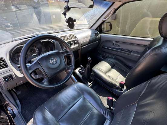 NISSAN-FRONTIER-2.8 XE 4X2 CS TURBO ELETRONIC DIESEL 2P MANUAL NISSAN-FRONTIER-2005