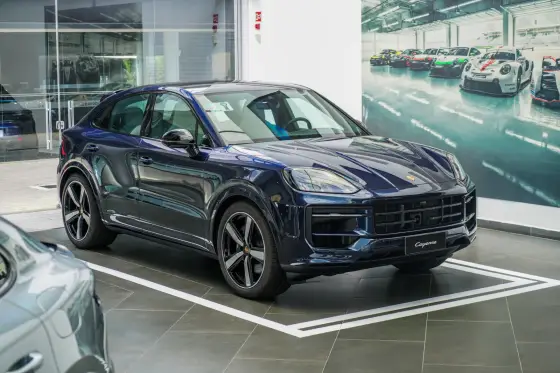 PORSCHE CAYENNE 3.0 V6 E-HYBRID BLACK EDITION COUPÉ AWD TIPTRONIC S