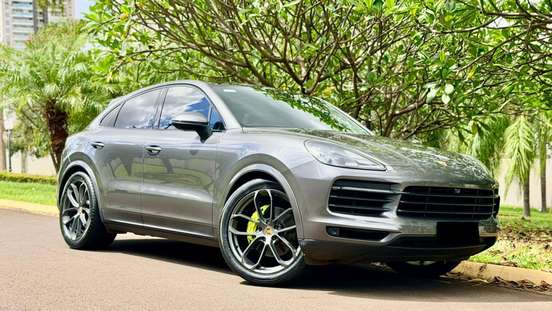 PORSCHE-CAYENNE-2021