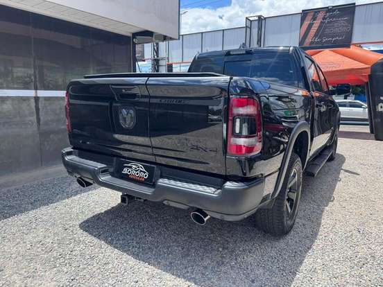 RAM-1500-5.7 V8 GASOLINA REBEL CD 4X4 AUTOMÁTICO RAM-1500-2023