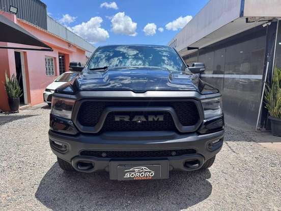 RAM-1500-5.7 V8 GASOLINA REBEL CD 4X4 AUTOMÁTICO RAM-1500-2023