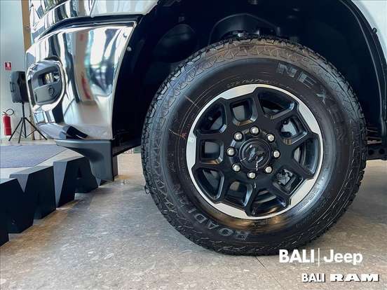 RAM-2500-6.7 I6 TURBO DIESEL LARAMIE CD 4X4 AUTOMÁTICO RAM-2500-2025