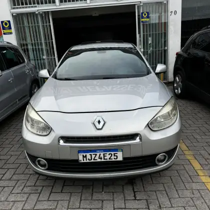 RENAULT FLUENCE 2.0 DYNAMIQUE 16V FLEX 4P AUTOMÁTICO