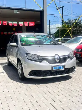 RENAULT SANDERO 1.0 AUTHENTIQUE 16V FLEX 4P MANUAL