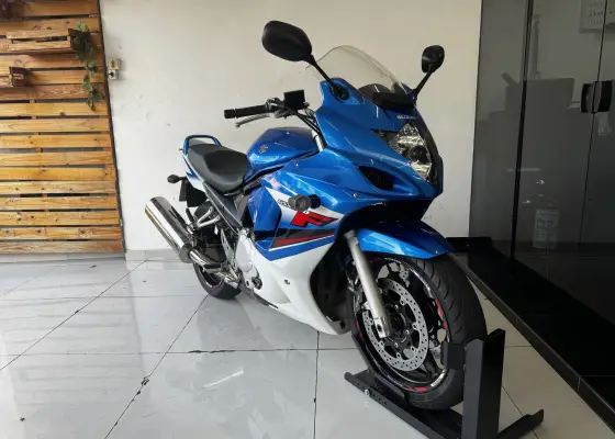 SUZUKI GSX 650 F 