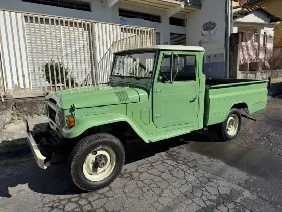 TOYOTA-BANDEIRANTE-3.7 BJ50LV 4X4 TETO RIGIDO DIESEL 2P MANUAL TOYOTA-BANDEIRANTE-1980