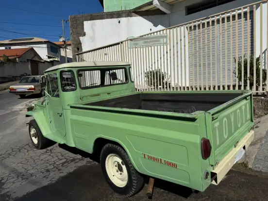 TOYOTA-BANDEIRANTE-3.7 BJ50LV 4X4 TETO RIGIDO DIESEL 2P MANUAL TOYOTA-BANDEIRANTE-1980