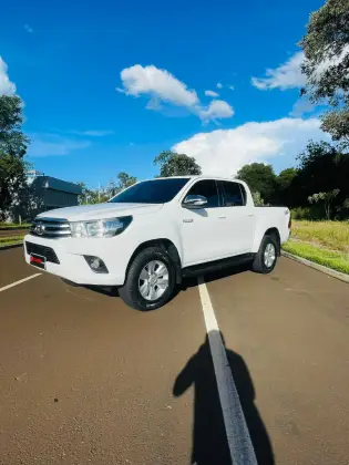 TOYOTA HILUX 2.8 SRV 4X4 CD 16V DIESEL 4P AUTOMÁTICO