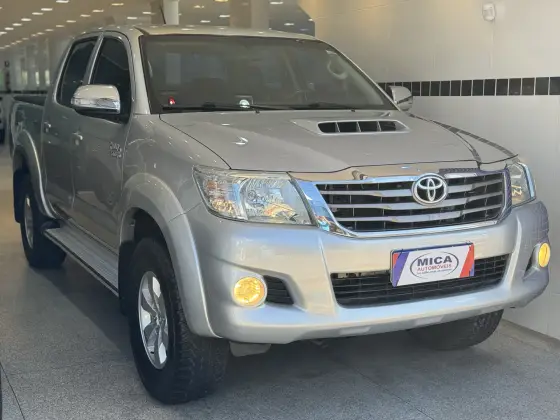TOYOTA HILUX 3.0 SRV 4X4 CD 16V TURBO INTERCOOLER DIESEL 4P AUTOMÁTICO