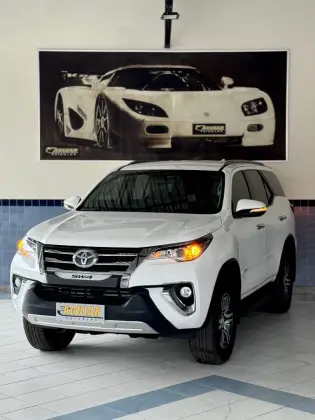 TOYOTA HILUX SW4 2.7 SR 4X2 16V FLEX 4P AUTOMÁTICO