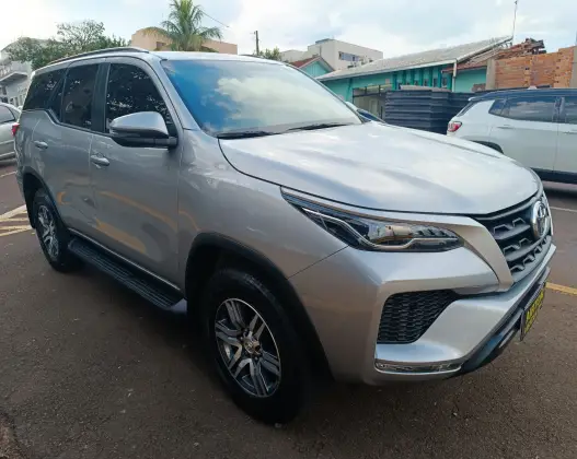 TOYOTA HILUX SW4 2.7 VVT-i FLEX SR 4X2 AUTOMÁTICO