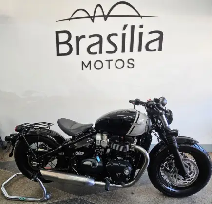TRIUMPH BONNEVILLE BOBBER 1200 