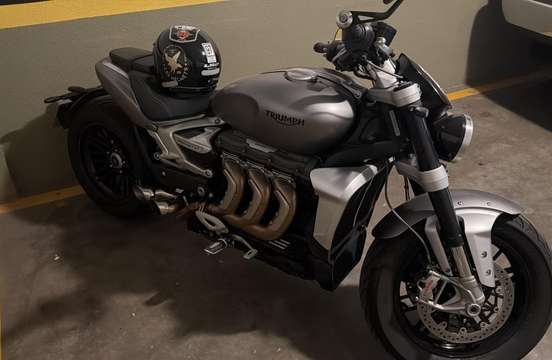 TRIUMPH-ROCKET III R-2022