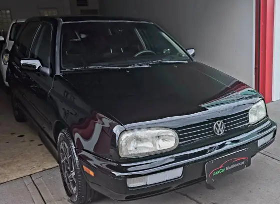 VOLKSWAGEN GOLF 2.0 MI GLX 8V GASOLINA 4P MANUAL VOLKSWAGEN GOLF 2.0 MI GLX 8V GASOLINA 4P MANUAL