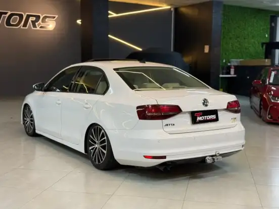 VOLKSWAGEN-JETTA-1.4 16V TSI COMFORTLINE GASOLINA 4P TIPTRONIC VOLKSWAGEN-JETTA-2016