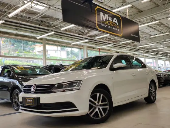 VOLKSWAGEN JETTA 2.0 COMFORTLINE FLEX 4P TIPTRONIC