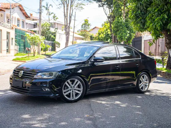 VOLKSWAGEN JETTA 2.0 TSI HIGHLINE 211CV GASOLINA 4P TIPTRONIC