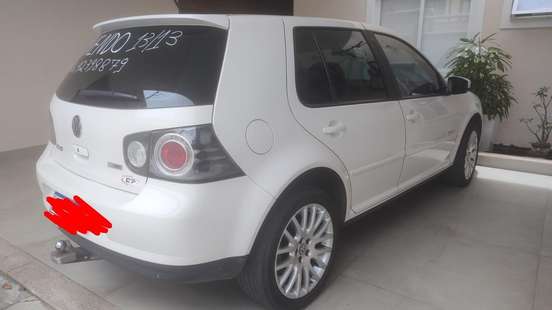 VOLKSWAGEN-GOLF-2013