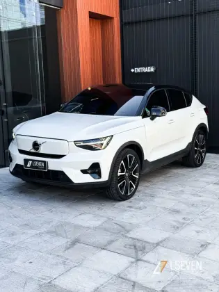 VOLVO C40 P8 RECHARGE PURE ELECTRIC AWD
