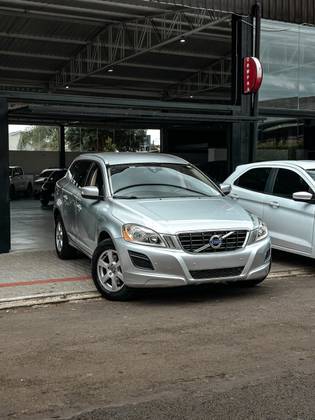 VOLVO XC60 2.0 T5 COMFORT FWD TURBO GASOLINA 4P AUTOMÁTICO