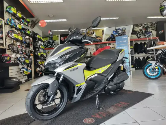 YAMAHA AEROX 160 ABS 