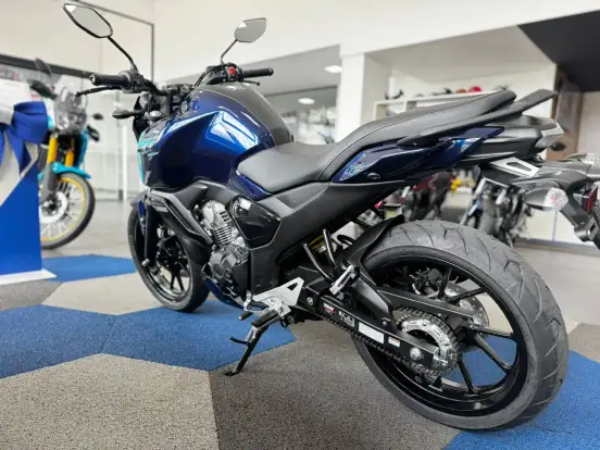 YAMAHA-FZ15 FAZER CONNECTED ABS YAMAHA-FZ15 FAZER CONNECTED ABS-2025