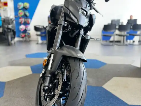 YAMAHA-MT-07 CONNECTED ABS YAMAHA-MT-07 CONNECTED ABS-2025