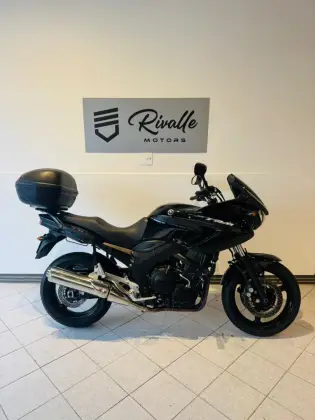 YAMAHA TDM 900 