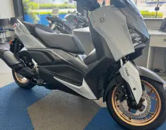 YAMAHA XMAX 300 CONNECTED ABS YAMAHA XMAX 300 CONNECTED ABS