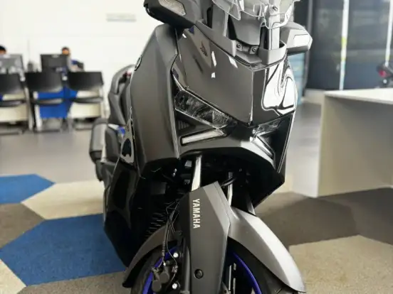 YAMAHA-XMAX 300 CONNECTED ABS YAMAHA-XMAX 300 CONNECTED ABS-2026