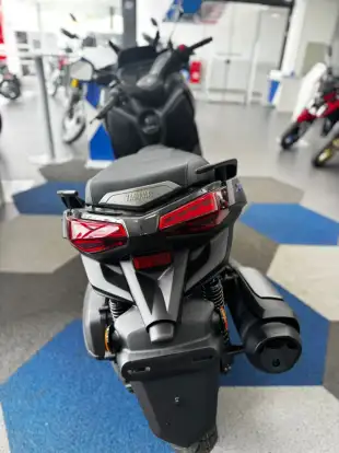YAMAHA-XMAX 300 CONNECTED ABS-2026