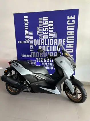 YAMAHA XMAX 300 CONNECTED ABS 