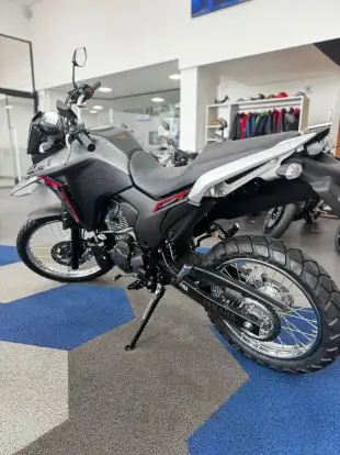 YAMAHA-XTZ 250 LANDER CONNECTED-2025