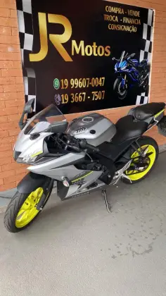 YAMAHA YZF R15 