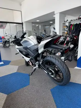 YAMAHA-YZF R15-2026